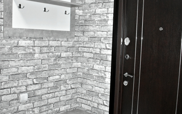 Na prospekte Deriglazova 21 Flat