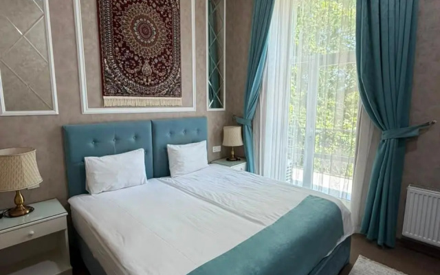 La Casa Nizami Boutique Hotel