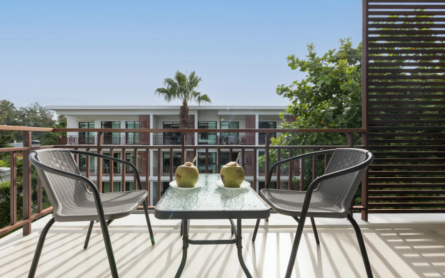 Апартаменты Suite Tara | Rawai Beachfront | Title Condo