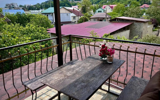 Looris Guest house