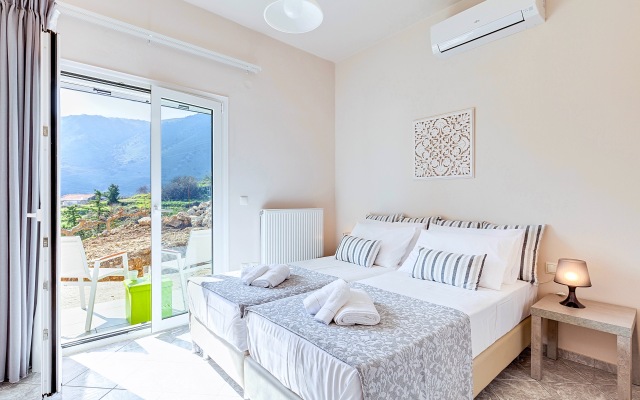 Villa di Giorgio Heated Pool