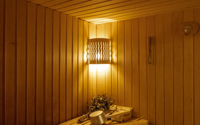 Yug Turist Guest house
