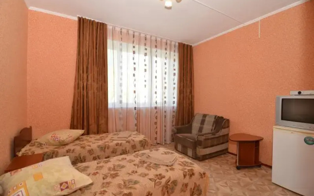 Uyut Guest house