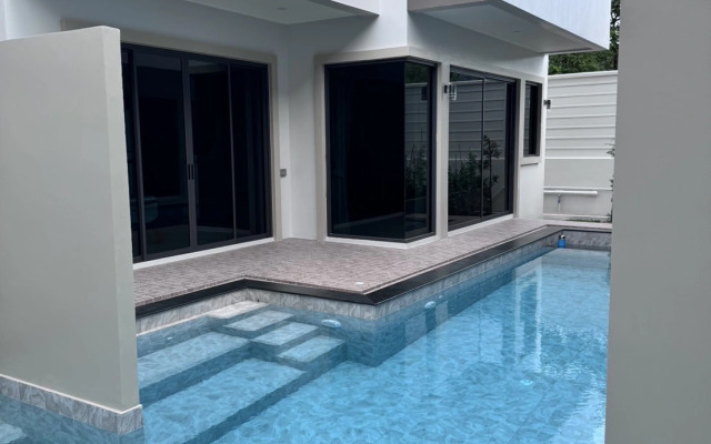 Bay Sand Jai Phuket Guest house