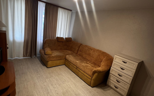 Na Nasedkina 23 Flat