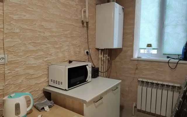 V Tsentre Starogo Rostova-Na-Donu Flat