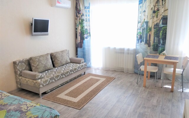 Апартаменты возле площади 1905 года