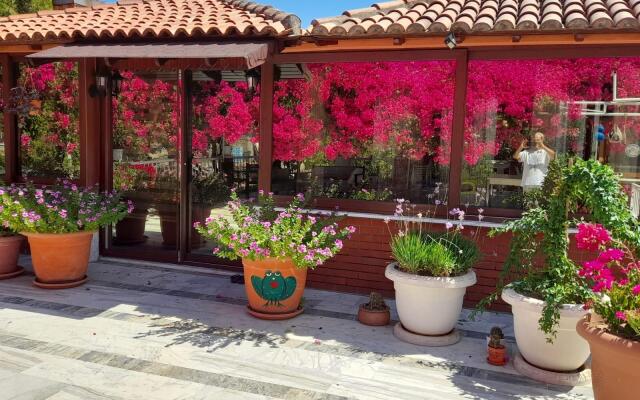 Akdeniz Pansiyon Bed&Breakfast