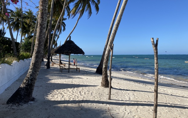Lulu Bungalows Apartment Hotel