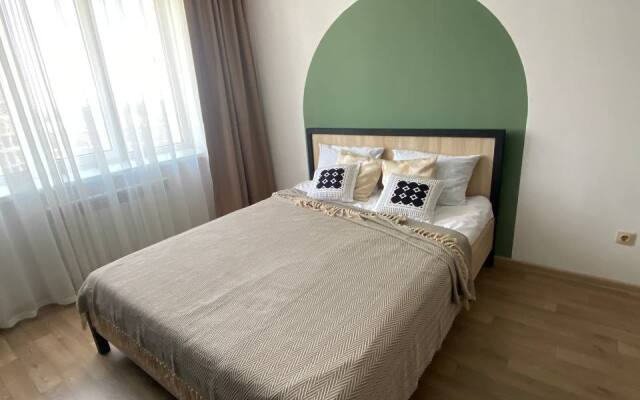 S Vidom Ptich'ego Poleta Apartments