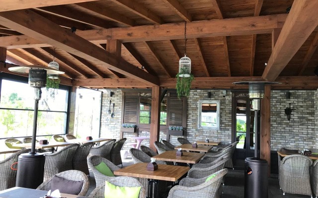 Загородный Эко-клуб "Три медведя"