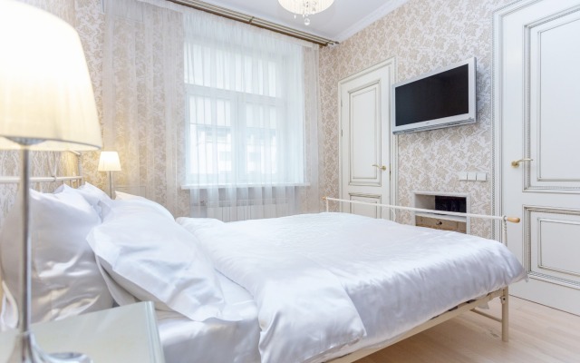 Dvukhkomnatnye v Tsentre Minska na Karla Marksa 8 Apartments