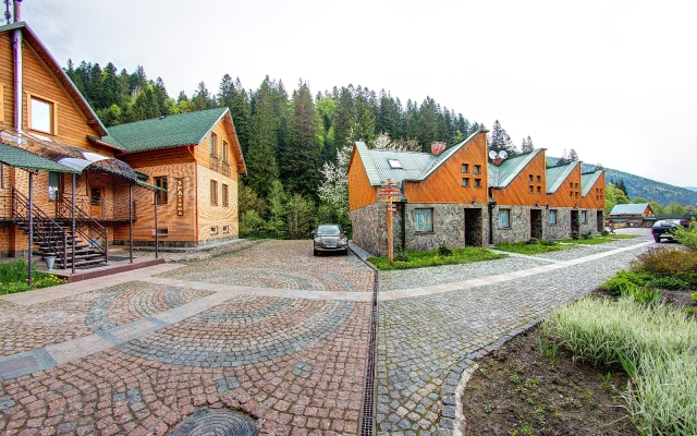 Lavanda Country Club Hotel