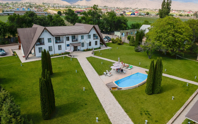 Dolinka Hotel