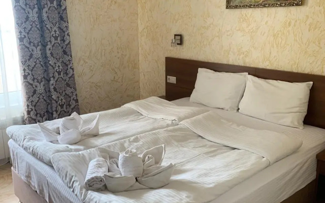 Aqua Life Guest House