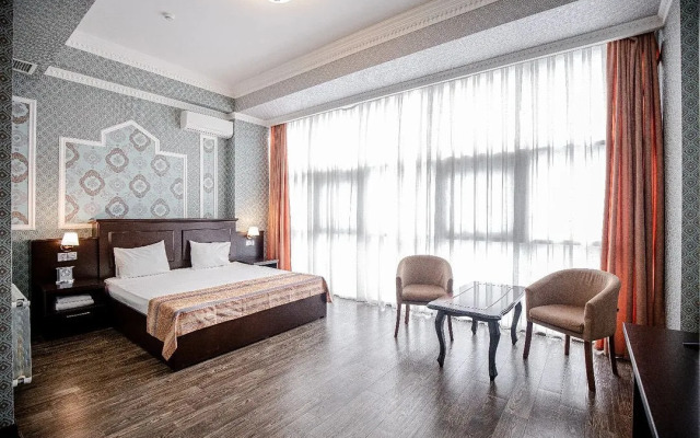 Regnum Restaurant Hotel