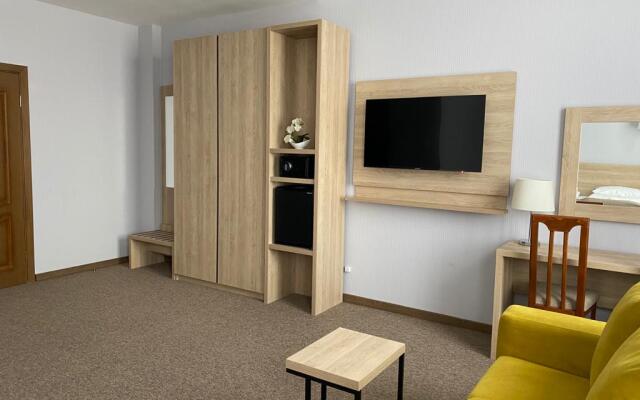 Nebesa Hotel
