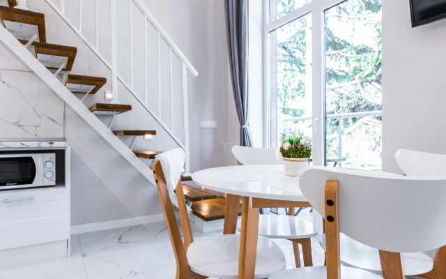 Oplot - Rosemarine Apartments