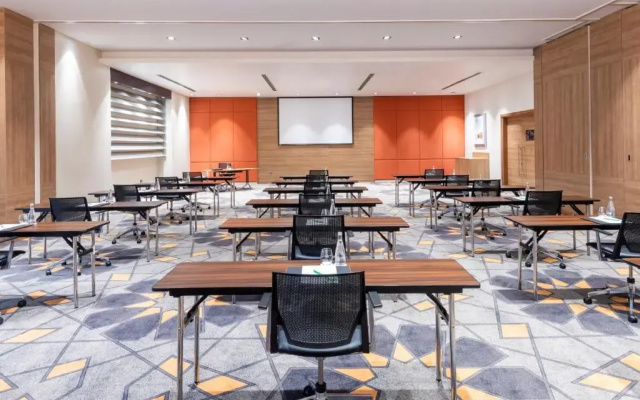 Holiday Inn Doha - the Business Park, an IHG