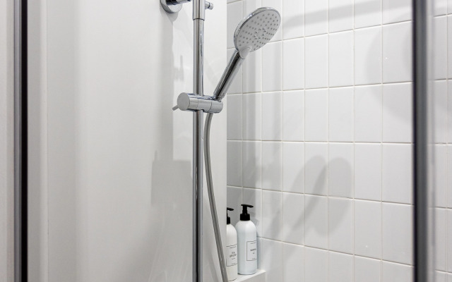 Апартаменты LikeHome Life - Полянка 1-й Хвостов Переулок