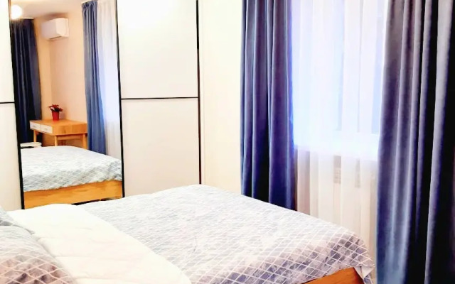 Квартира на Республике и Тульской - Сквер Славянский