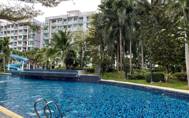 Dusit Grand Park 1 Apartments