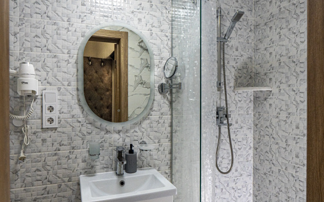 Dvukhmestnye  S Vidom Na Aerariy Apartments