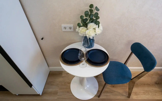 Апартаменты студия на Маршала Жукова