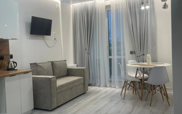 Na Prospekte Dzerzhinskogo 21 Flat