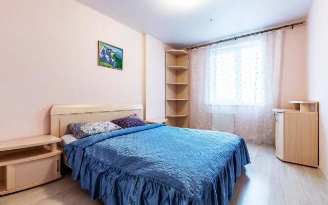 Квартира современная возле Шарташского рынка