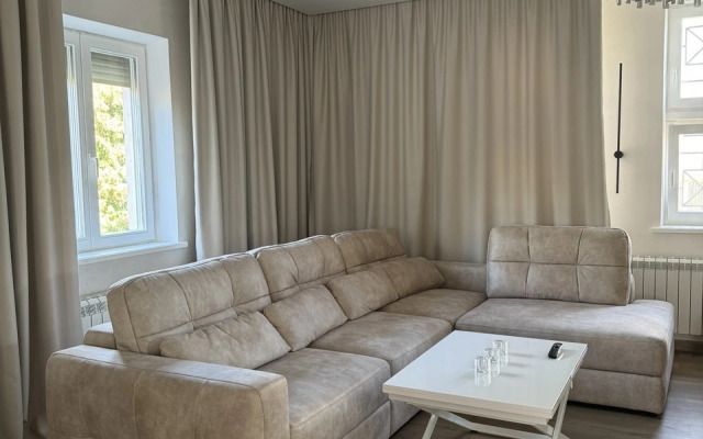 Ostrov Very Na 13 CHelovek SPA kompleks Bania Na Drovakh Bassein Guest House