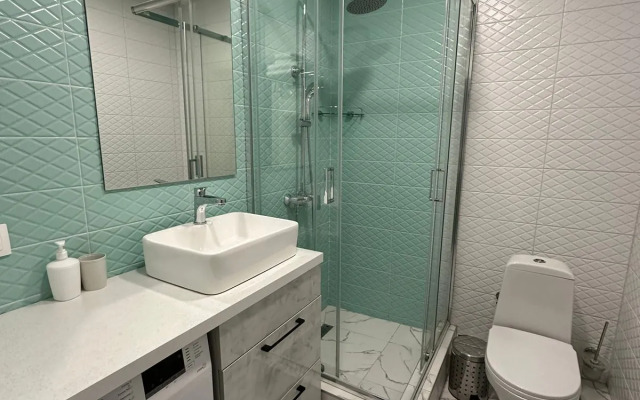 Апартаменты-студия 30 кв.м. с кроватью и балконом, 14 этаж