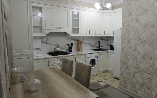 Odnokomnatnatnaya 32 Zhemchuzhina Kaspiya Flat