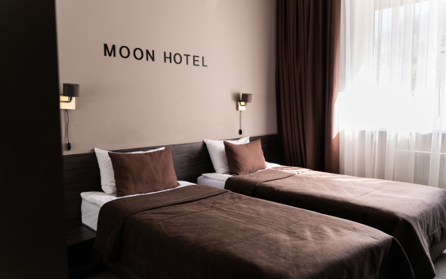 Moon Hotel