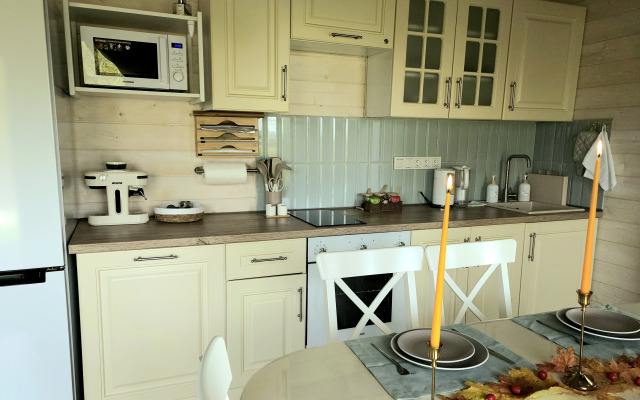 Домик "Сказочный Лес" с гриль-мангалом, костровой и большой сауной