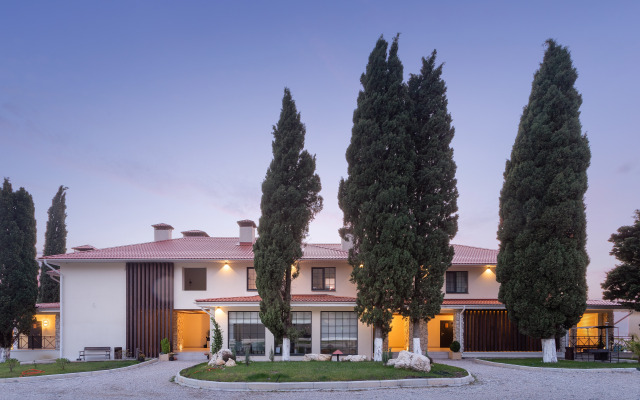7 Kiparisov Hotel