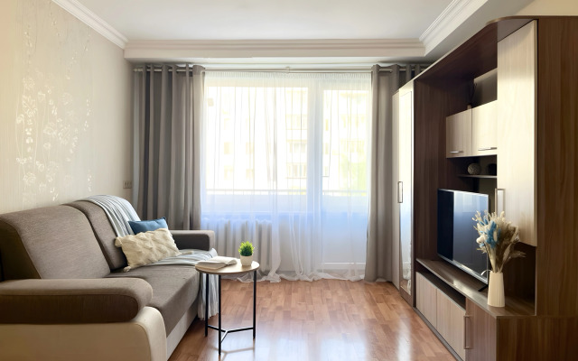 Апартаменты Ельнинская 18/1