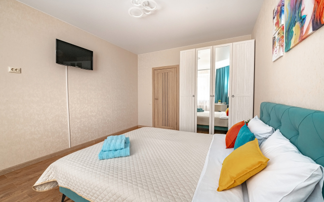 Апартаменты TopHouse на Нейбута 2A двухкомнатные