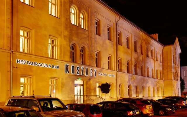 Arche Koszary Hotel