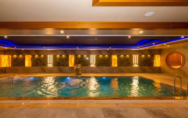 Ramada by Wyndham Istanbul Pera Hotel