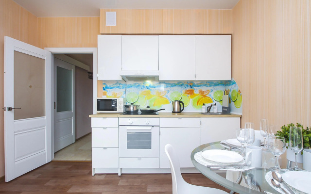 Odnokomnatnaya Kvartira Karolinskogo,10 Apartments