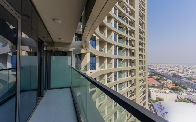 Next Level Business Bay Aykon City Apartments