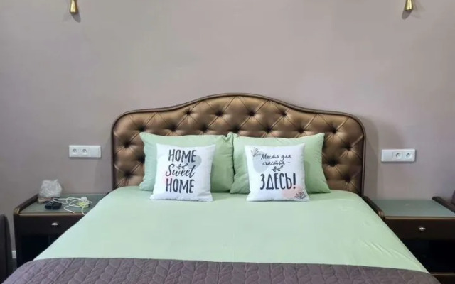 Na Ulitse Kolomenskaya 101A Flat