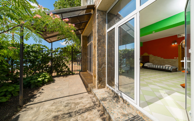 Отель Золотые Пески