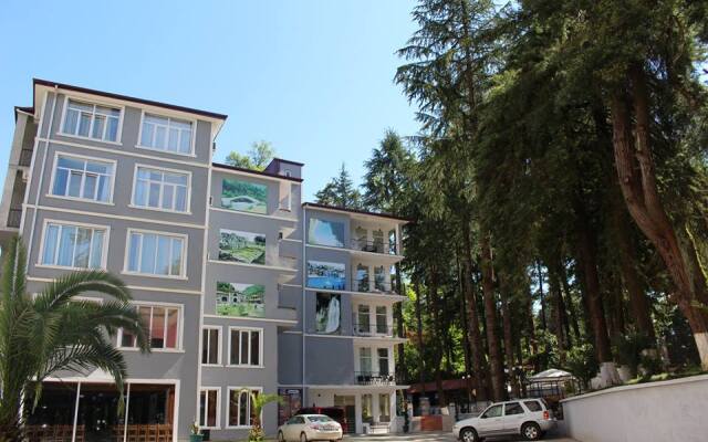 Sea Star Hotel