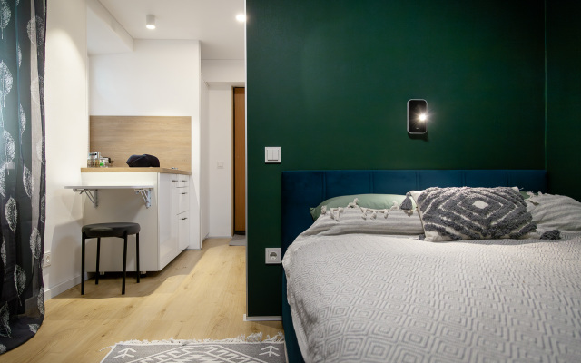 Na Sennoy Okolo Kanatnoy Dorogi Apartments