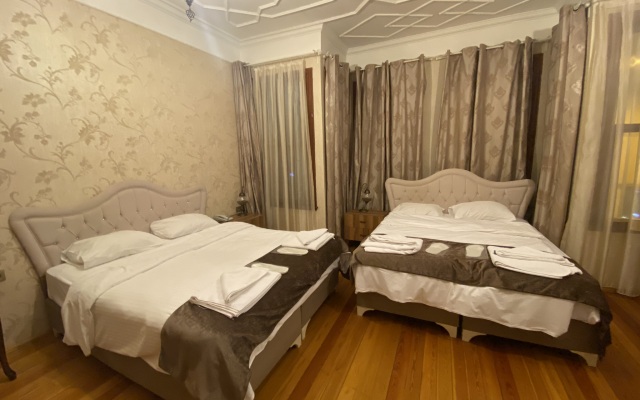 Nuray Hotel