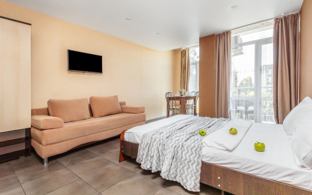 Na Ul Tsvetochnaya Ulitsa 15/21 Flat