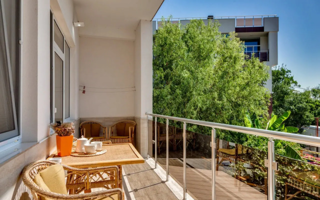 Apartments 1 Na Mira