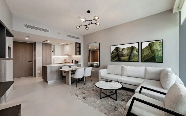 Zakhvatyvayuschie 1Br Apartamenty Liv Marina in Jbr, Apartments
